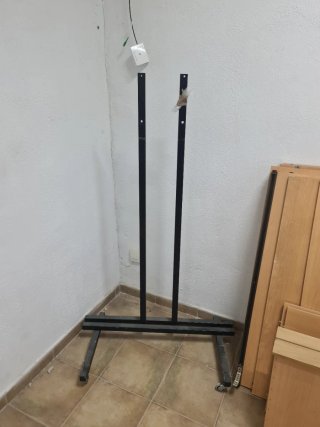 Soporte TV con ruedas