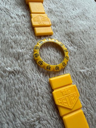 Bisel y correa Tag Heuer Formula 1 amarillo