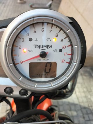 Triumph Speed Triple 1050