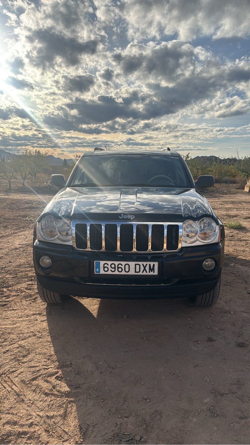 Jeep Grand Cherokee 3.0 - foto 1