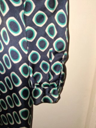 Vestido corto Zara estampado talla 42