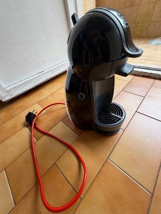Cafetera Nescafé Dolce Gusto Negra