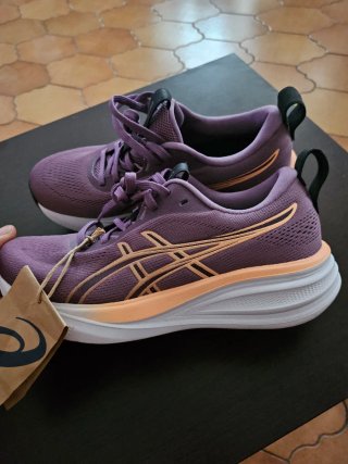 Zapatillas ASICS Morado y Naranja