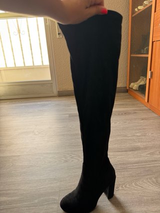 Botas altas Marypaz Talla 36 Negras