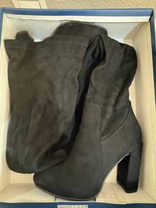 Botas altas Marypaz Talla 36 Negras