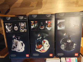 Lego Star Wars y Marvel Cascos.