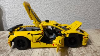 LEGO Technic Corvette Stingray 42205