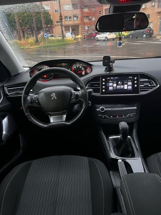 Peugeot 308 (2015) - 1.2 Gasolina - ITV hasta 07/2