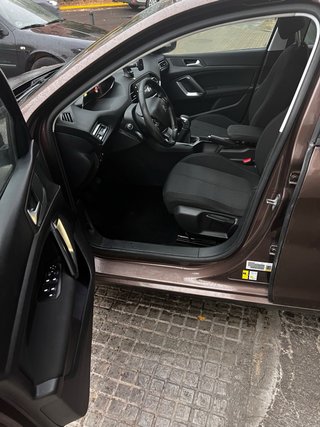 Peugeot 308 (2015) - 1.2 Gasolina - ITV hasta 07/2