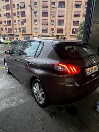 Peugeot 308 (2015) - 1.2 Gasolina - ITV hasta 07/2