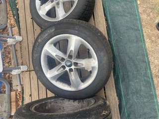 Llantas Ford