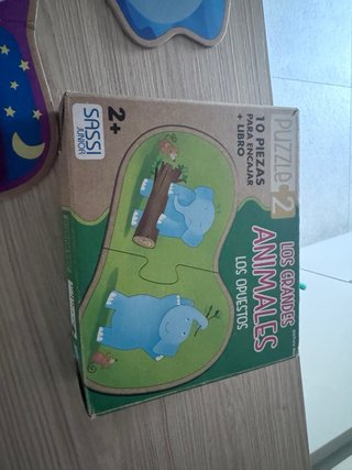 Juego de construcción y cuento con puzzles