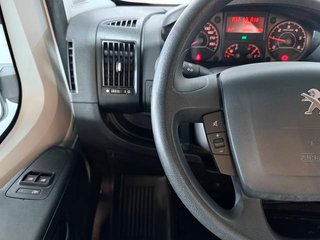 Peugeot Boxer Furgon BlueHDi 130 333 L2H2 96 kW (130 CV)