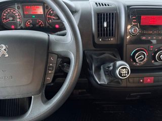 Peugeot Boxer Furgon BlueHDi 130 333 L2H2 96 kW (130 CV)
