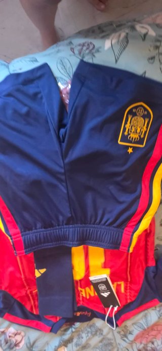 Conjunto España Adidas Niño Talla 19