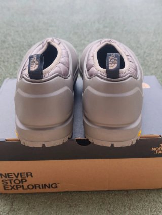 The North Face Base Camp WP Mule Gris