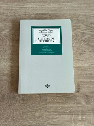 LOTE DE LIBROS DE DERECHO – MUY BUEN ESTADO