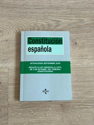 LOTE DE LIBROS DE DERECHO – MUY BUEN ESTADO