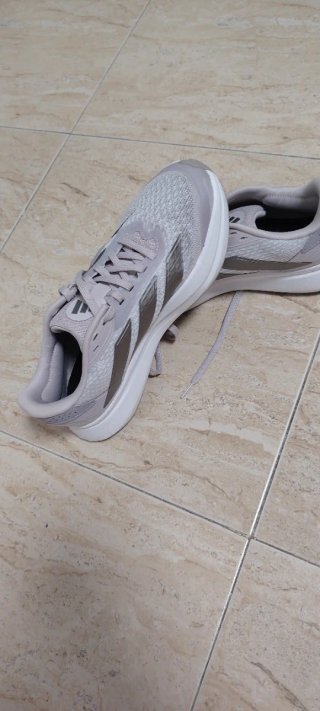 Zapatillas Adidas Grises y Rosas