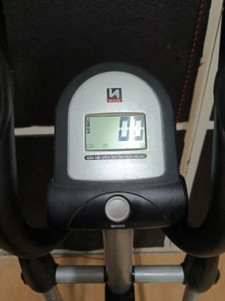 Elíptica e-bike plateada