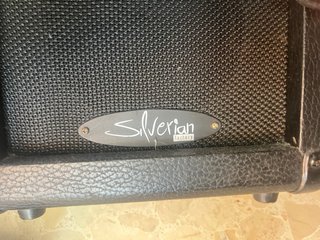 Guitarra Eléctrica Peavey + Amplificador