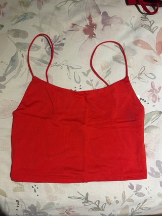 Top rojo tirantes