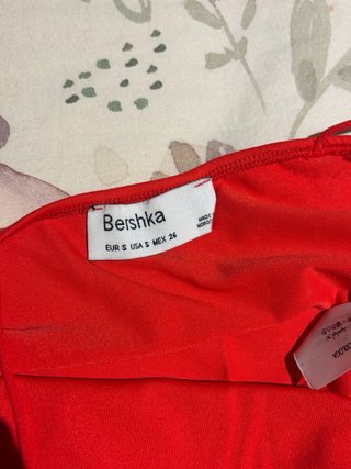 Top rojo tirantes