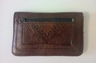 Monederos de cuero grabados
