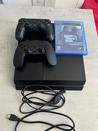 PS4 500GB con juego y 2 mandos