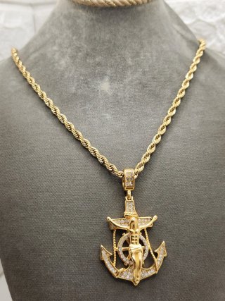 Colgante Cristo Marinero Chapado Oro