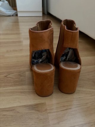 Zapatos marrones talla 37