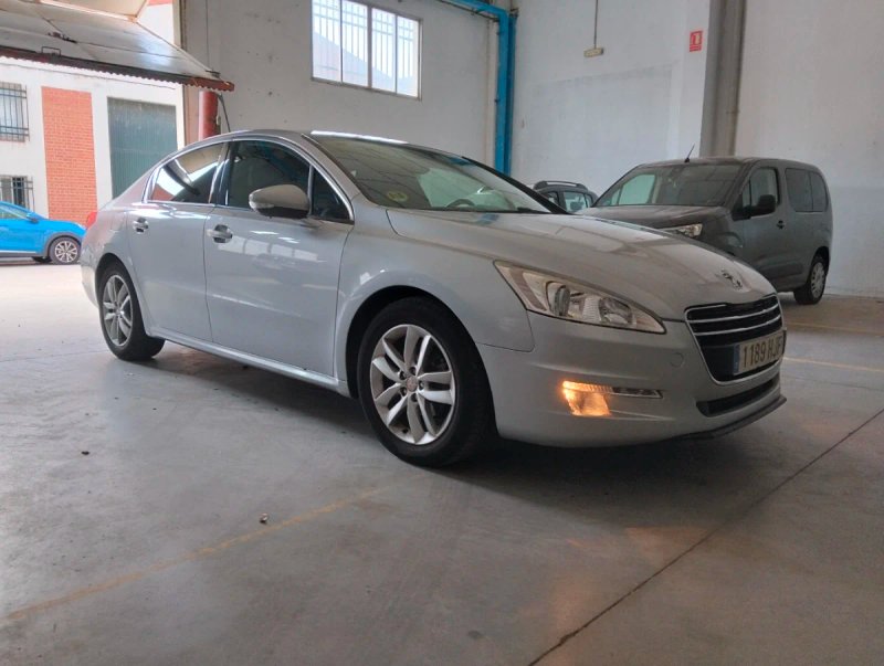 Peugeot 508 2.0 HDI Active 2012, foto 3
