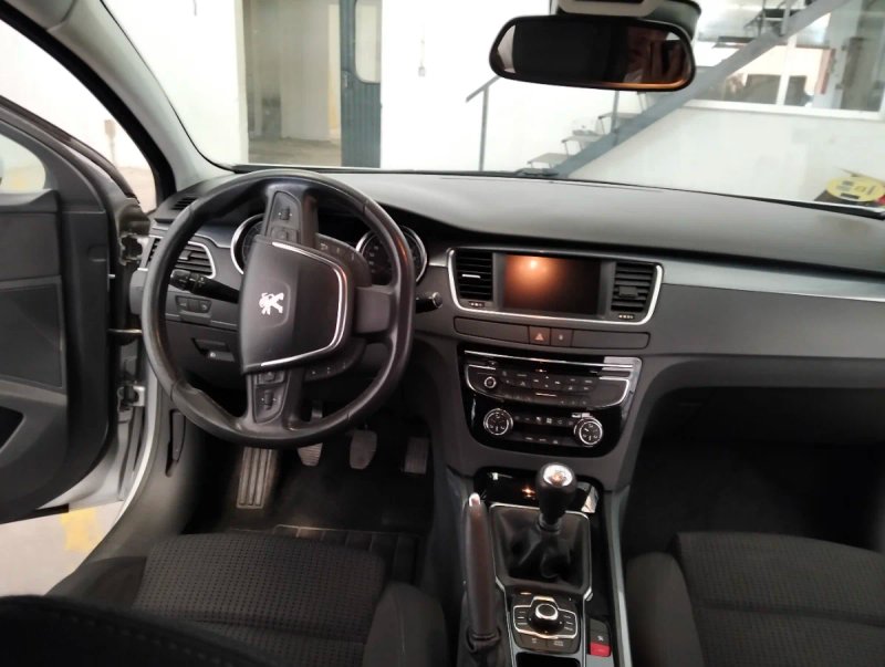 Peugeot 508 2.0 HDI Active 2012, foto 12
