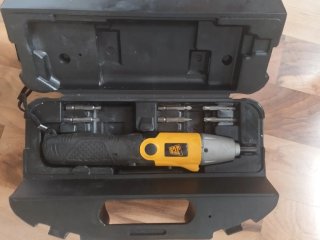 Kit Destornillador Eléctrico Inalámbrico JCB