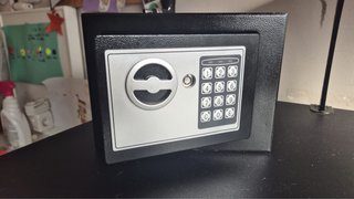 Caja Fuerte Metálica con Teclado y Llave