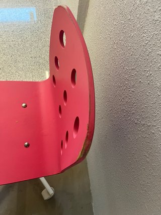 Silla infantil rosa y azul  con ruedas