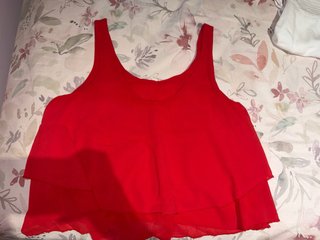 Blusa tirantes roja volantes