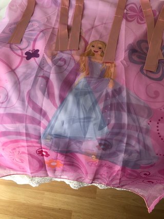 Cortina y Cojín Barbie