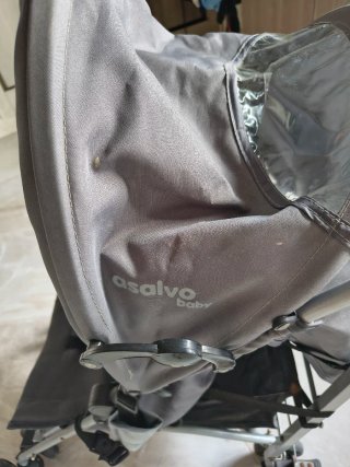 Silla de paseo plegable gris. Marca Asalvo