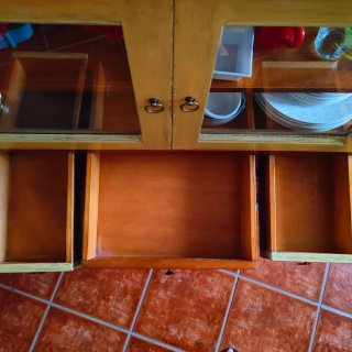 Vitrina rústica madera y cristal