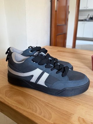 Zapatillas Pull&Bear negras y grises