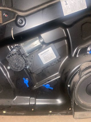 Elevalunas Delantero Izquierdo Touareg R5