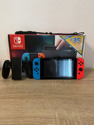 Nintendo Switch Azul/Rojo + Funda