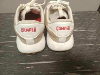 Zapatillas Camper Beige y Blancas