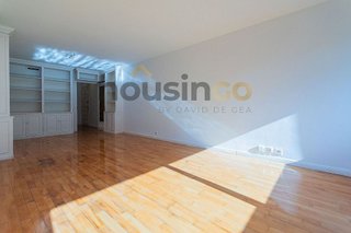Piso en alquiler en Almagro en Madrid