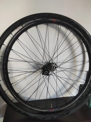 Llantas Fulcrum Rapid Red 300