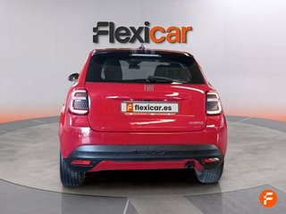 Fiat 600 600 MHEV 1.2 74kW (100CV) DDCT