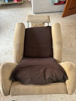 Sillón reclinable manual beige