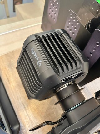 Volante + Base Logitech RS50 + Pedales PRO + TH8A