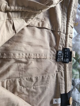 Pantaloni larghi beige